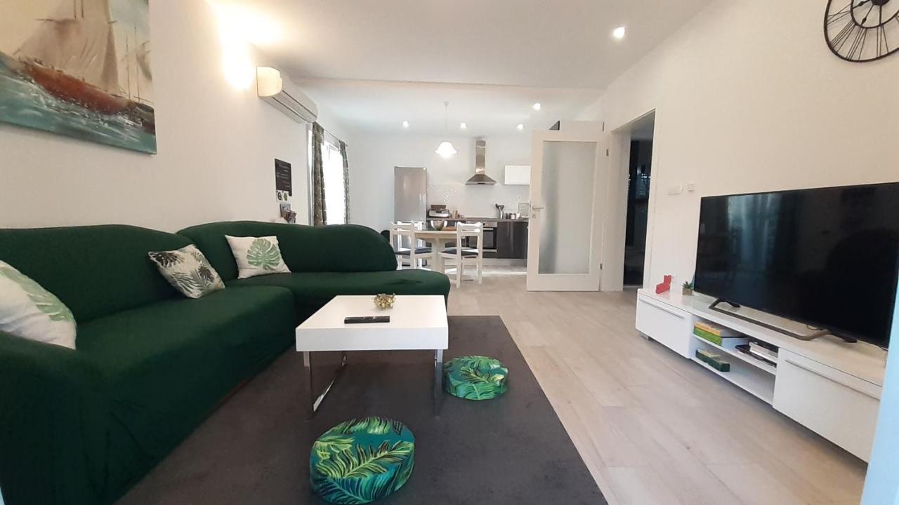Apartment Ela Trogir Buitenkant foto