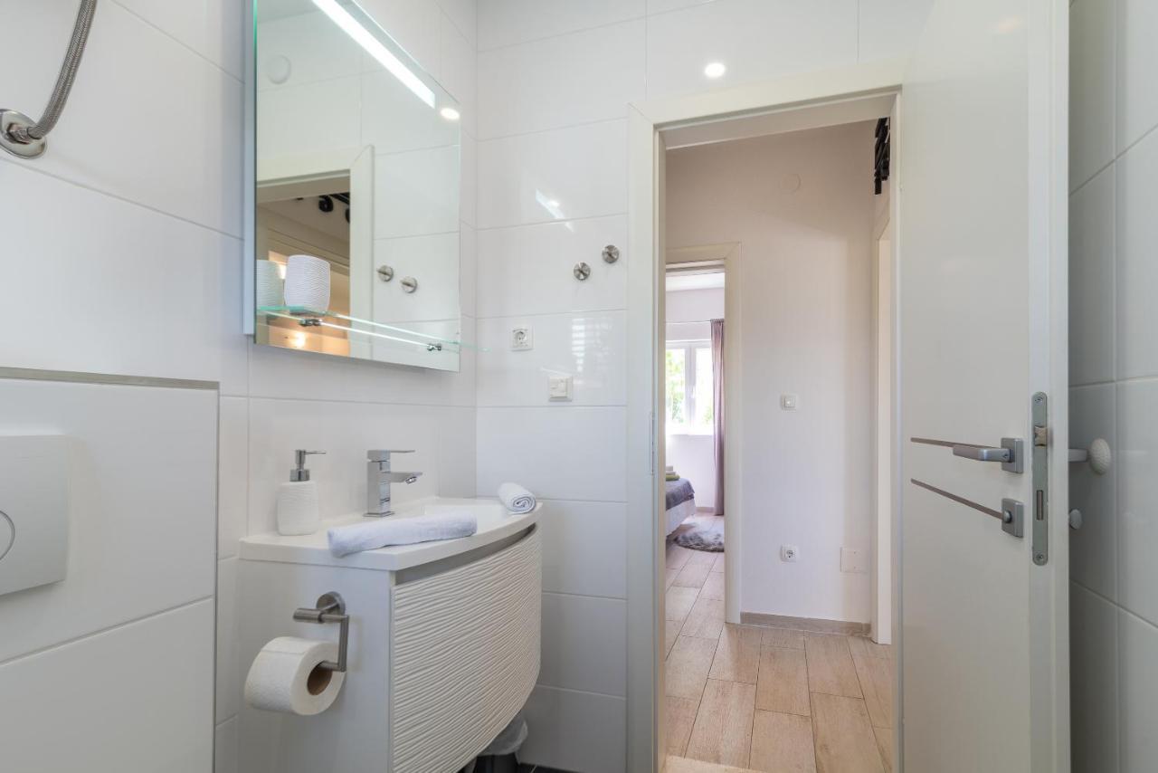 Apartment Ela Trogir Buitenkant foto