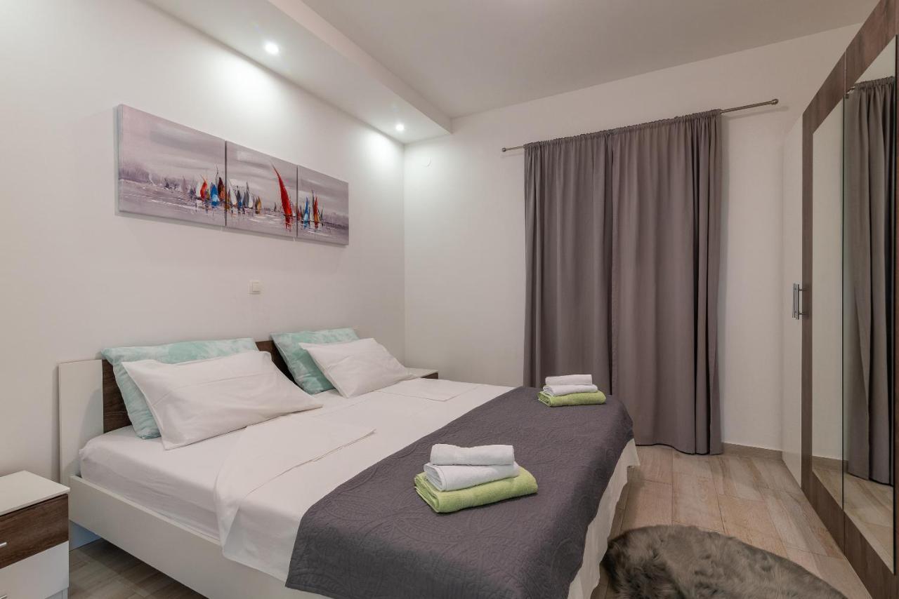 Apartment Ela Trogir Buitenkant foto