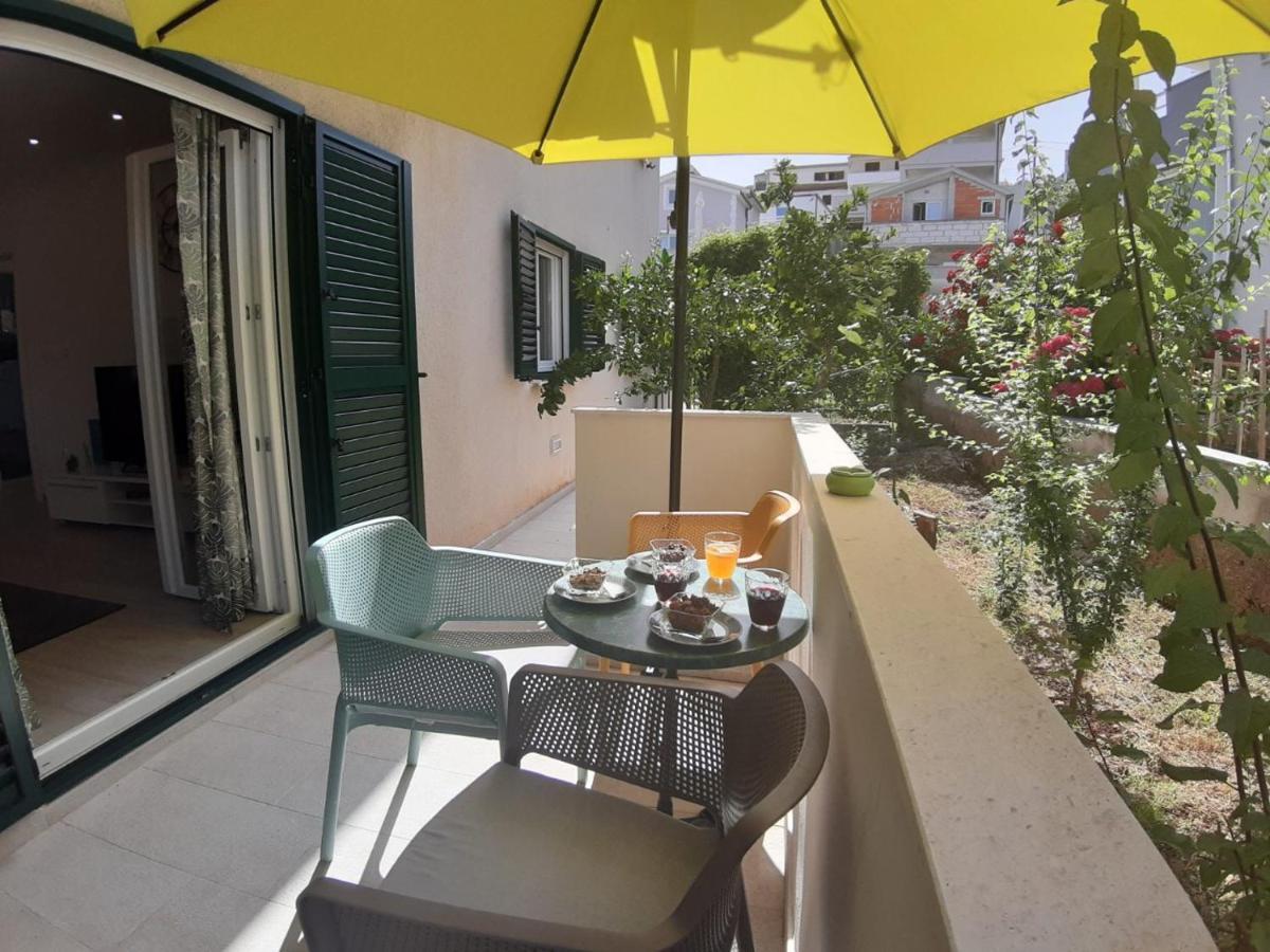 Apartment Ela Trogir Buitenkant foto